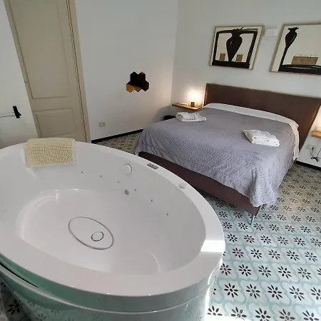 بيت للعطل Sonnino Jacuzzi باري